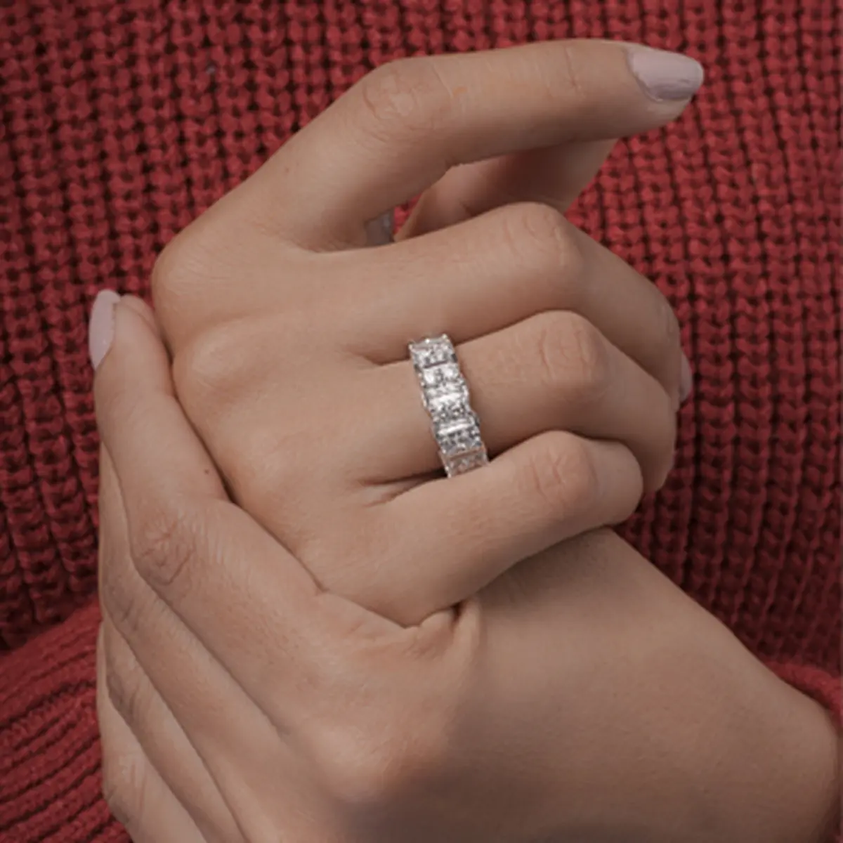 Round And Baguette Diamond Indy Wedding Band