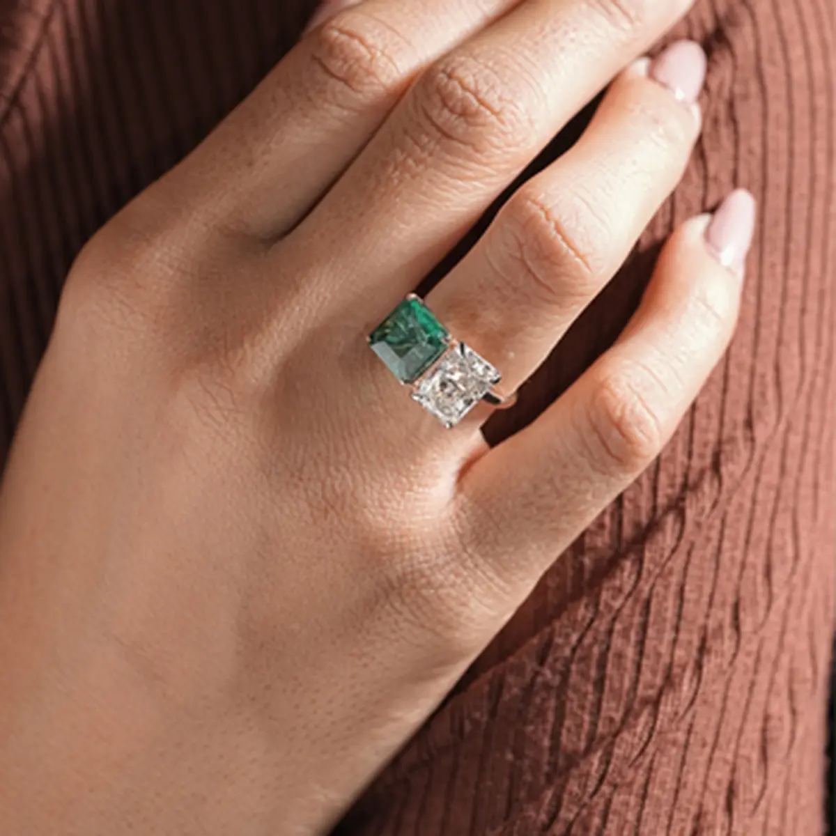 Karina Emerald Solitaire Diamond With Green Stone Ring