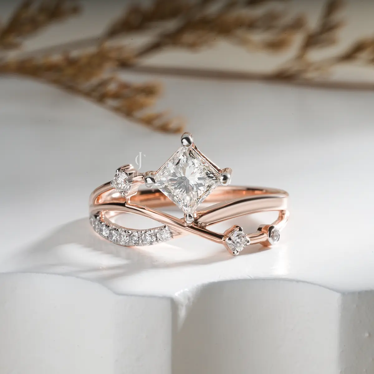 0.80 Carat Princess Cross Round Diamond Brilliance Engagement Ring
