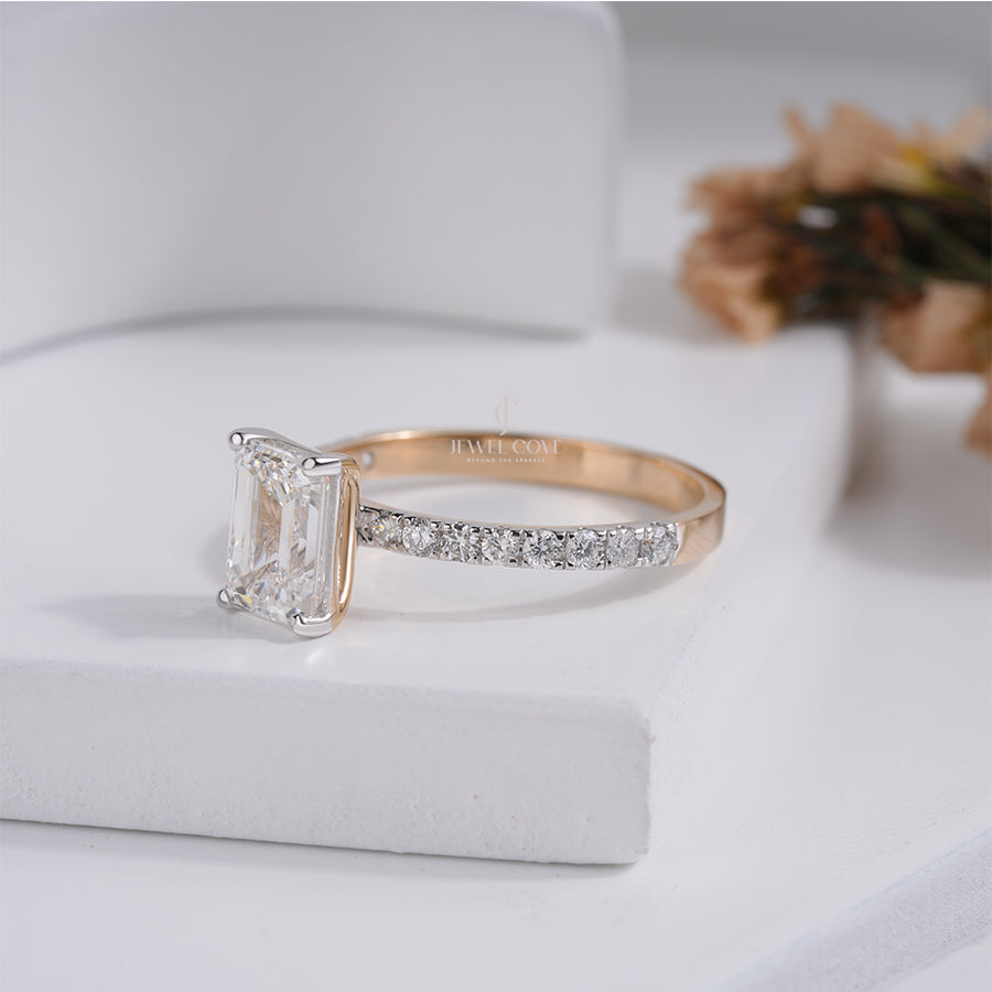 1CT Emerald Lab Grown Engagement Ring for Women in White Gold | IGI Certified
