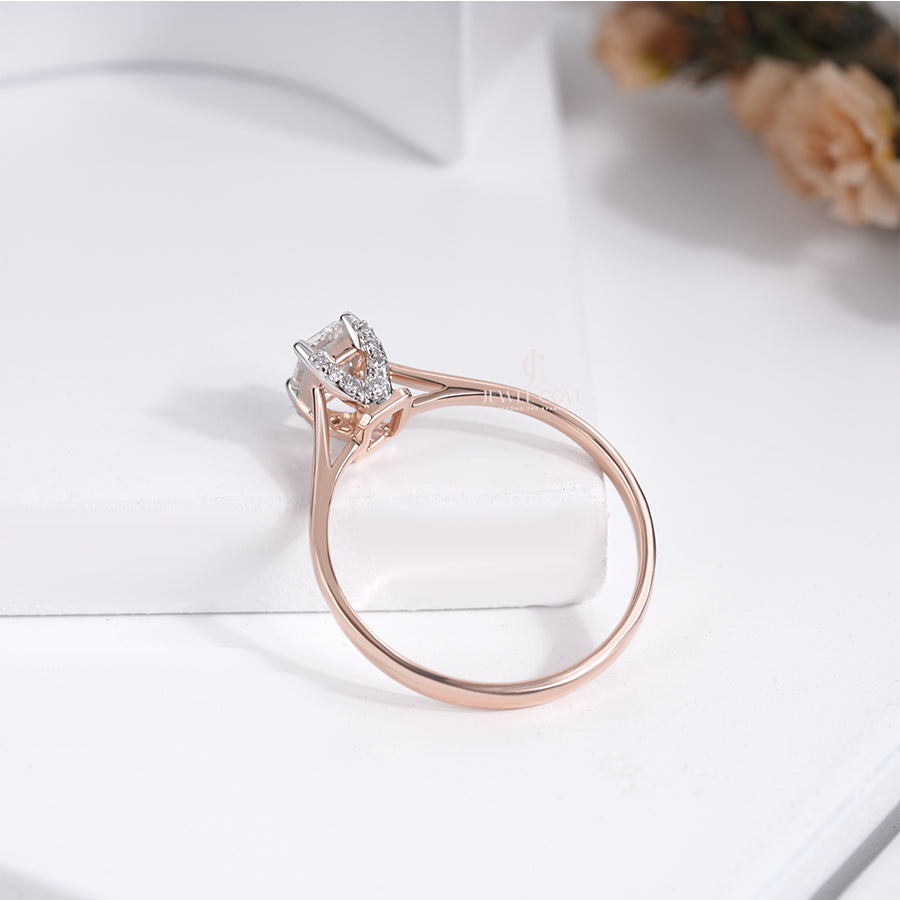 Hidden Halo Emerald Solitaire Lab Grown Diamond Ring | IGI Certified | E-F Color | VVS- VS Clarity
