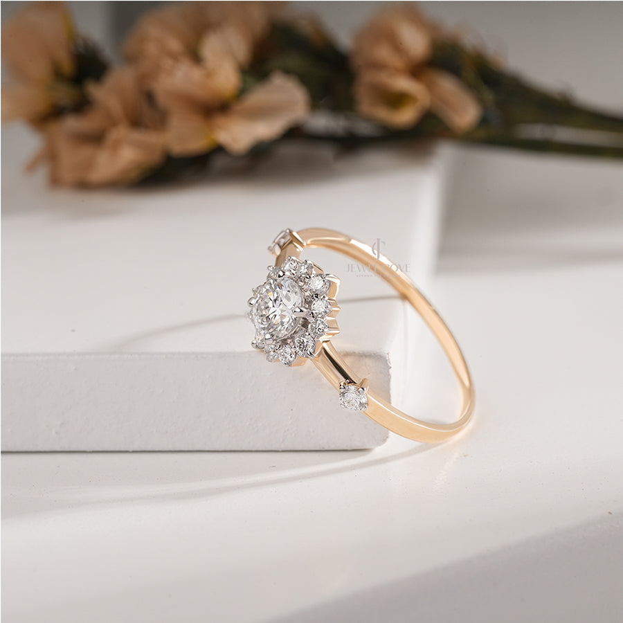 Vintage Halo Round Lab Grown Diamond Band | IGI Certified | E-F Color | VVS- VS Clarity