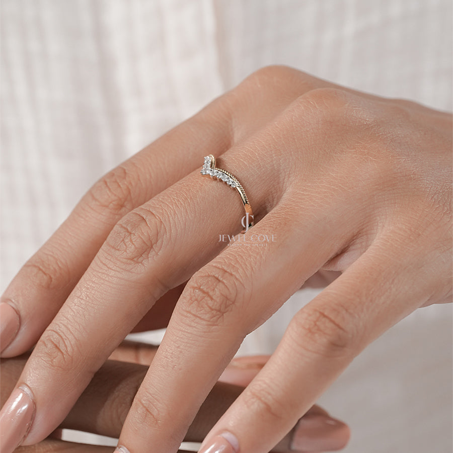 Delicate V-Shaped Diamond Engagement  Ring in Yellow Gold