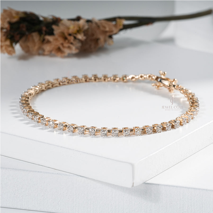 Elegant Diamond Tennis Bracelet on Woman’s Wrist – Minimalist Jewelry Style