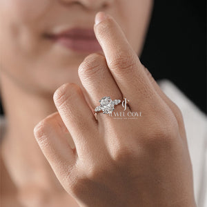 2.22tcw Oval Moissanite Engagement Ring | IGI Certified | E-F Color | VVS- VS Clarity