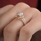 1.50 Carat Round Solitaire Lizzie Ring