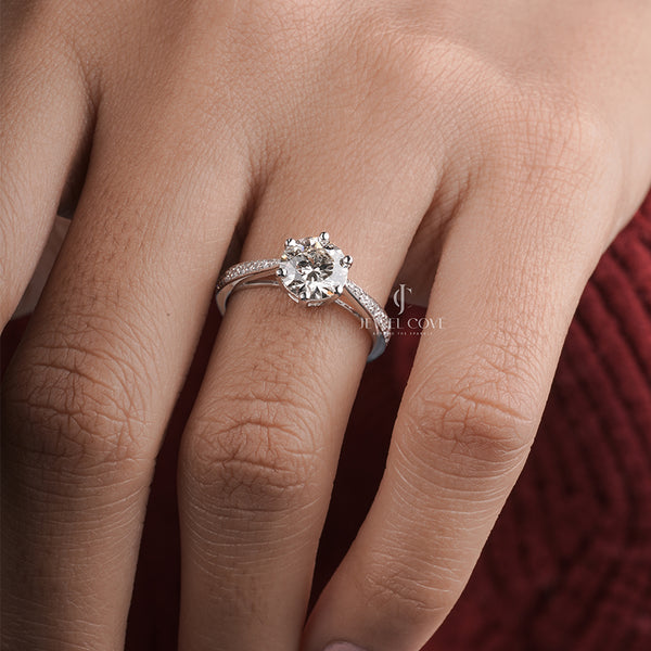 Round Cut Lab Grown Diamond Engagement Ring with Side Stones | IGI Certified | E-F Color | VVS–VS Clarity