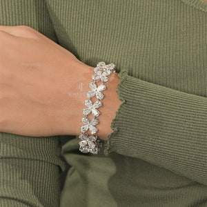 Pear Lab Grown Diamond Bracelet | EF Color | VVS-VS Clarity | IGI Certificate