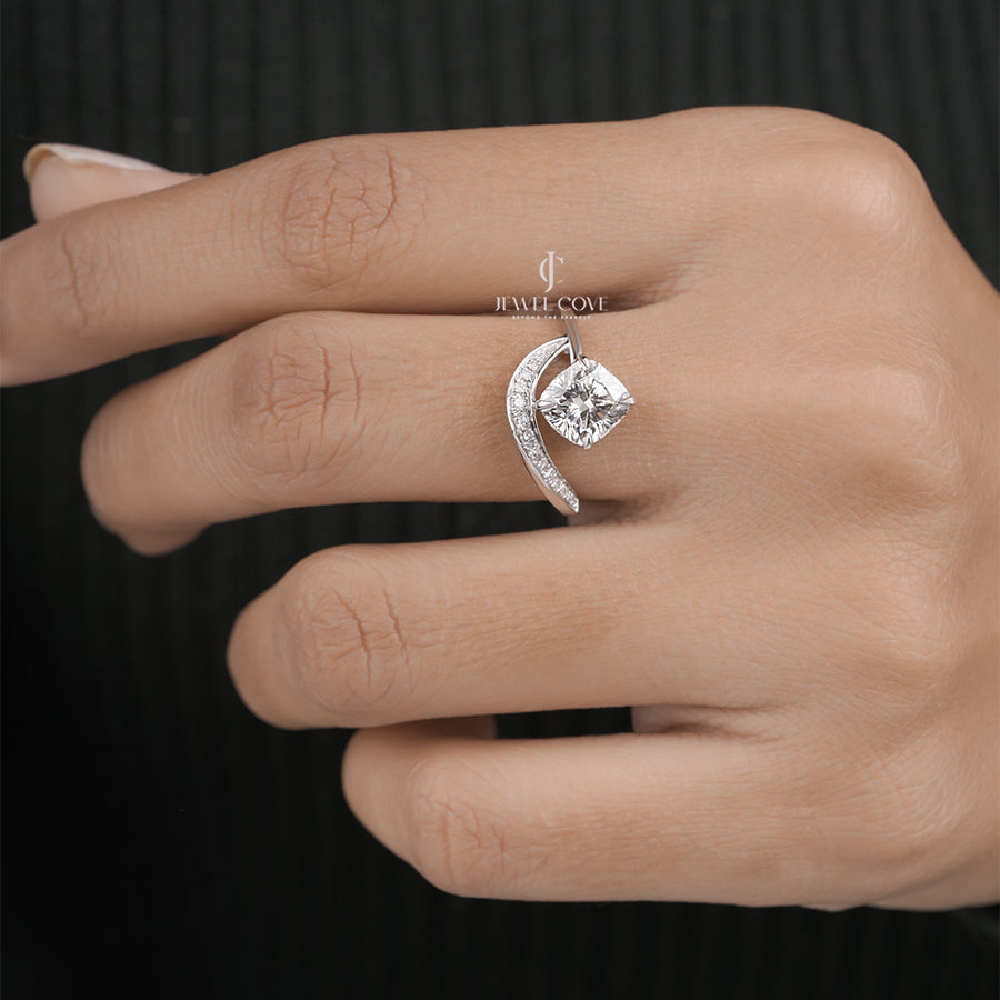 1.6CT Cushion Waves Lab Grown Wedding Ring | IGI Certified | E-F Color | VVS- VS Clarity