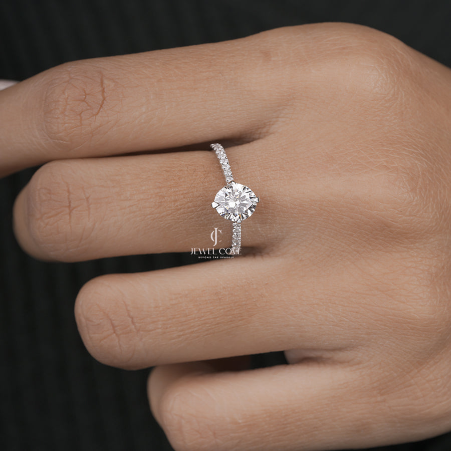 Round Brilliant Cut Diamond Engagement Ring for Women in White Gold