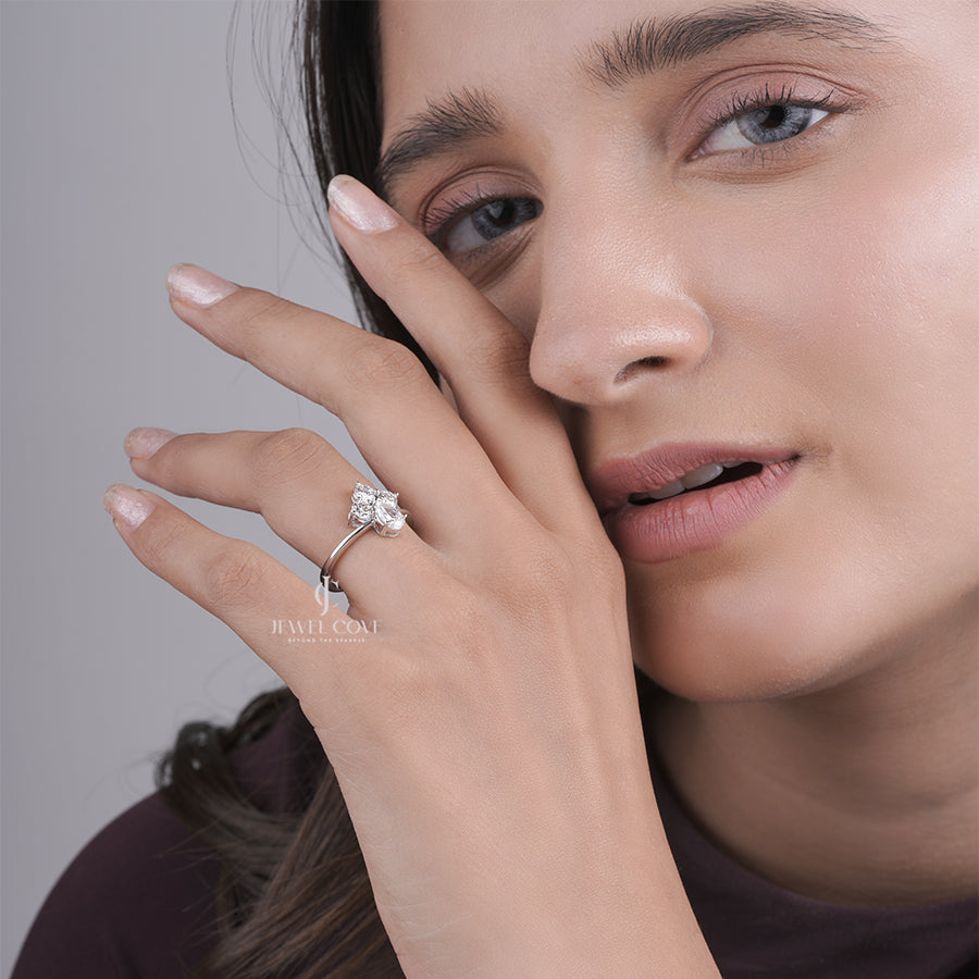 Pear Shape Lab Grown Diamond  Engagement Ring, Pear Cut Center with Round Side Stones