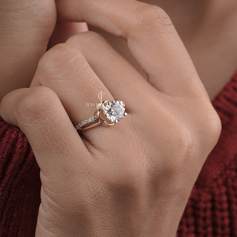 1.50 Carat Round Moissanite Diamond Solitaire Lizzie Ring