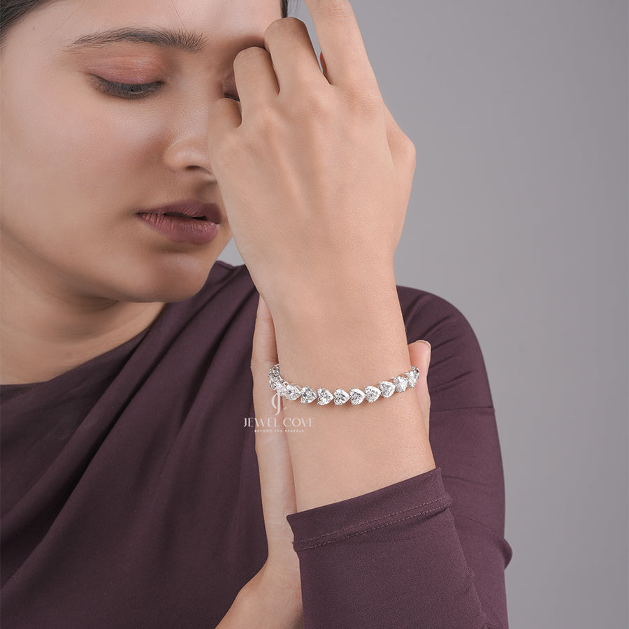 Heart Cut Lab Grown Diamond 18k Gold Bracelet, Precision Cut, Jewellery Gift For Her Anniversary Gift