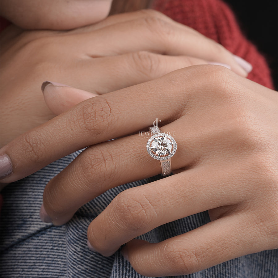 1.30 Carat Round Diamond Heroine Halo Ring