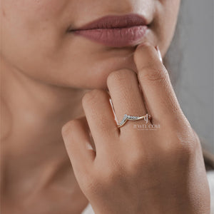 V- Shape Curve Round Moissanite Wedding Band | E-F Color | VVS- VS Clarity | IGI Certified