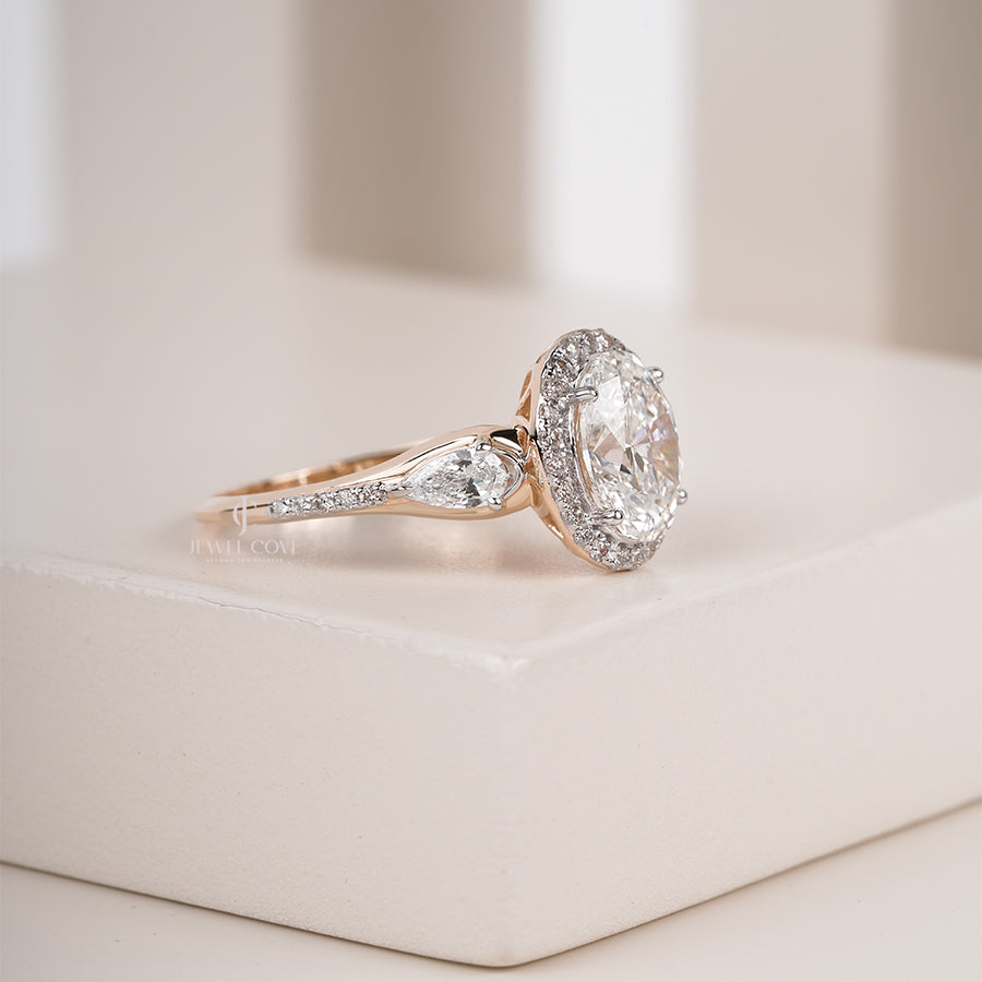2.5CT Oval Halo Lab Grown Wedding Ring | IGI Certified | E-F Color | VVS- VS Clarity