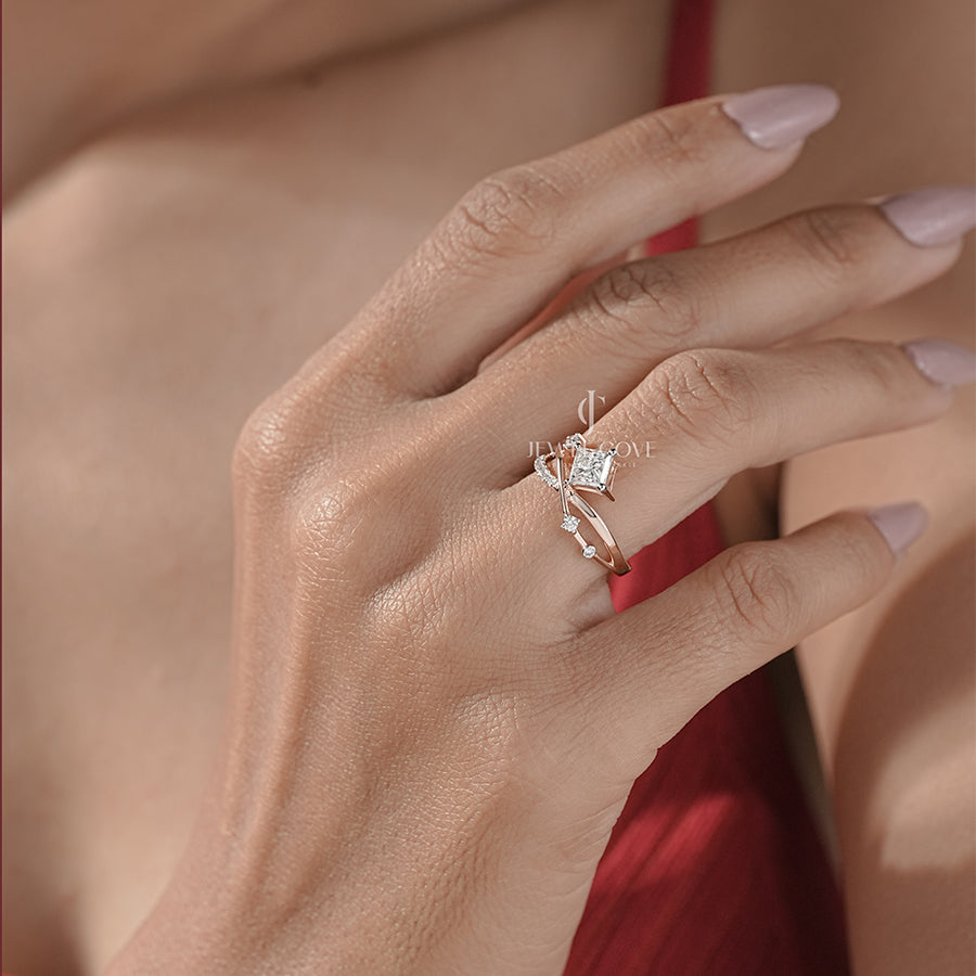 0.80 Carat Princess Cross Round Diamond Brilliance Engagement Ring