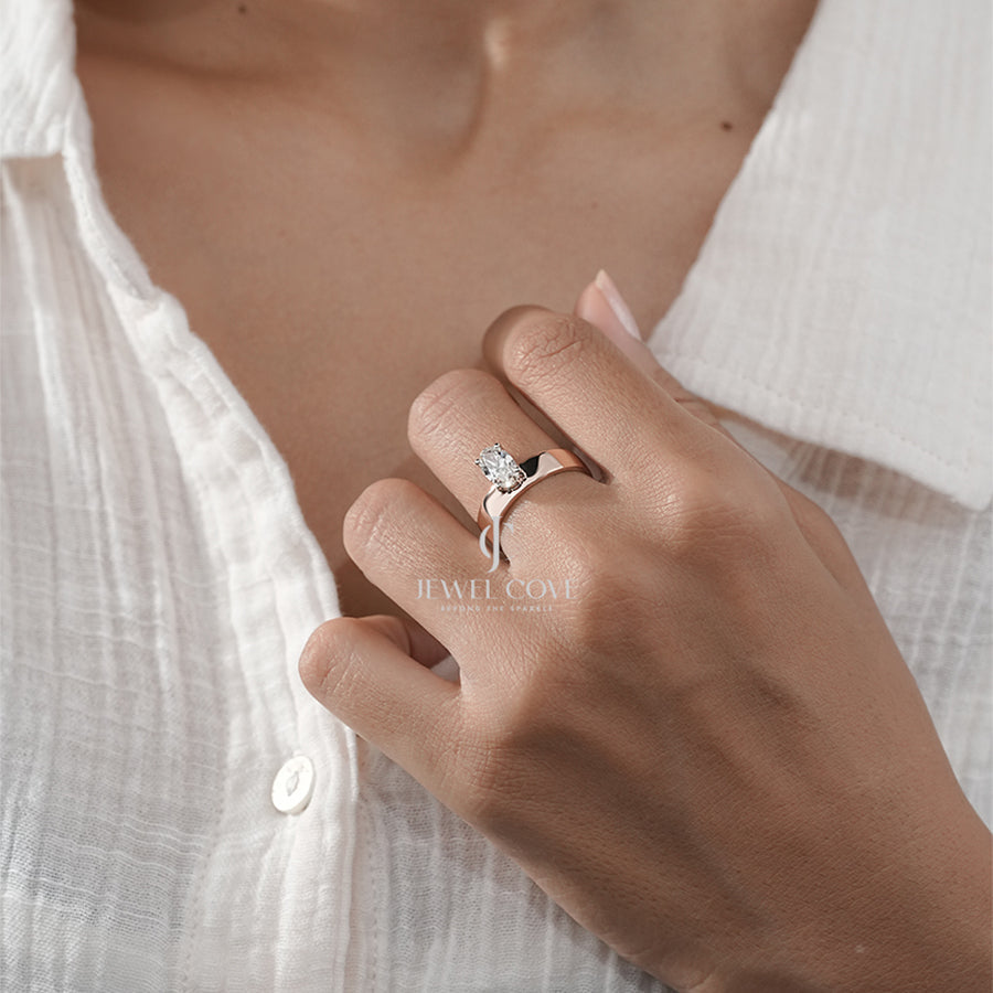 Sophisticated Oval-Cut Diamond Solitaire Engagement Ring