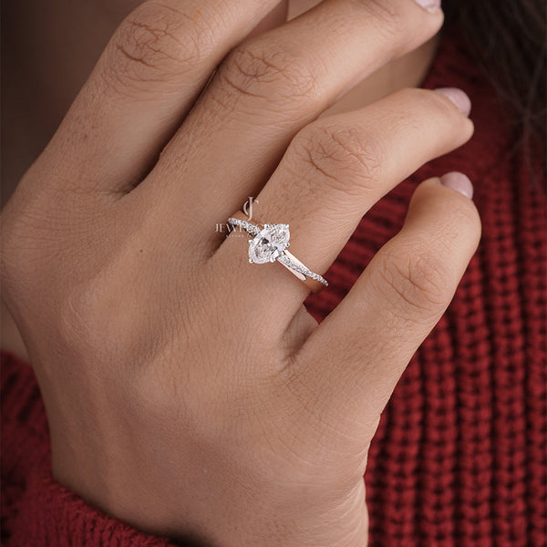 0.80 Carat Oval Moissanite Diamond Beloved Ring