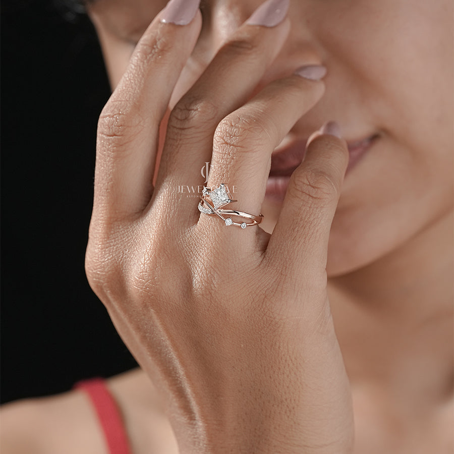 0.80 CT Princess Cross Round Moissanite Diamond Brilliance Engagement Ring