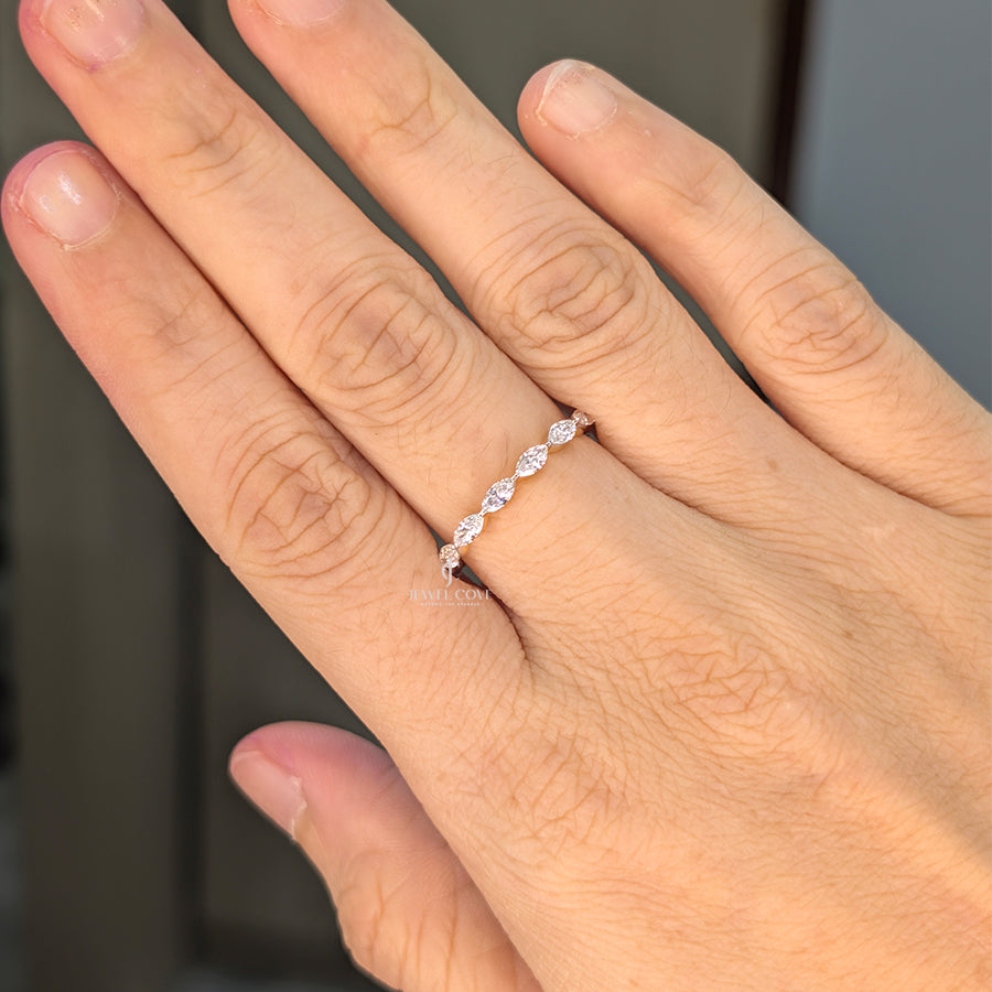Marquise Stackable Wedding Band | Lab Grown Diamonds | IGI Certified
