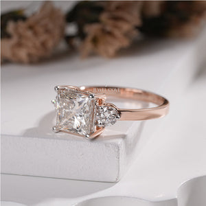 Princess and Round | Three Stone Lab Grown Ring | IGI Certified | E-F Color | VVS- VS Clarity