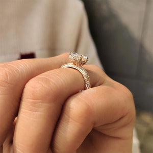 2CT Vintage Art Deco Oval Cut Diamond Ring | Lab Grown Diamonds | IGI Certified