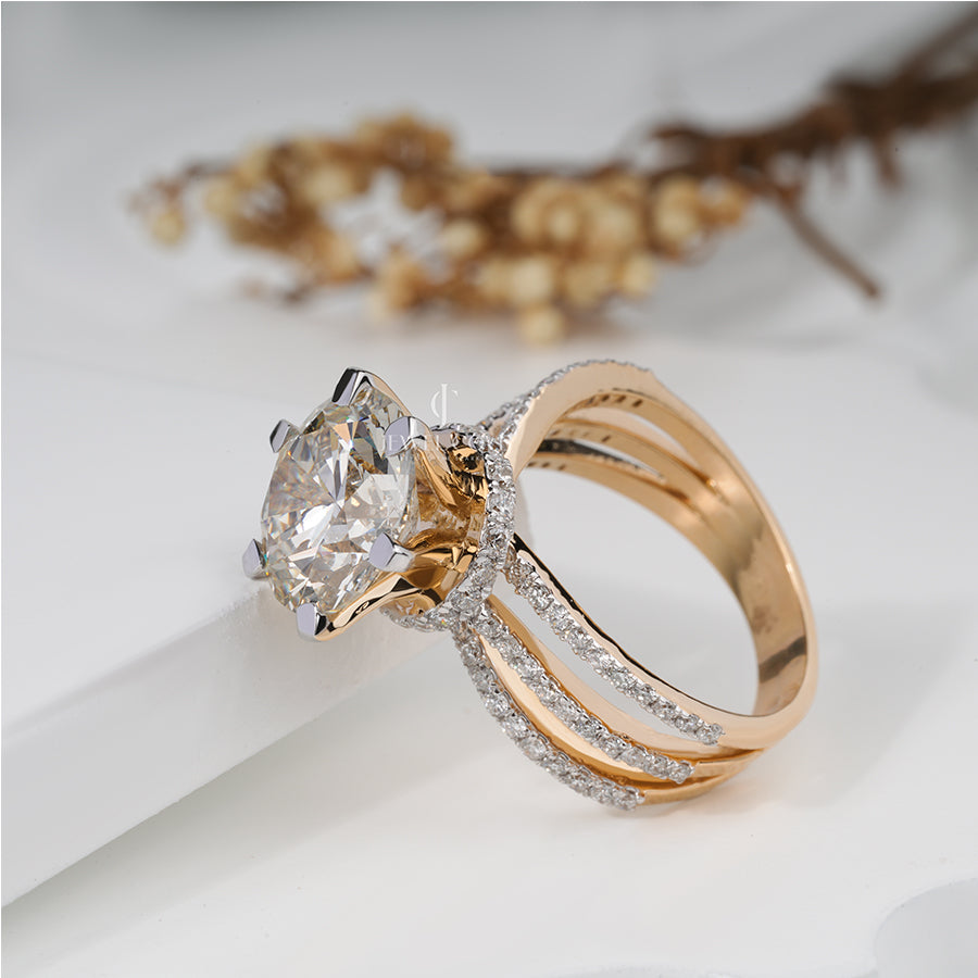 Serene Streaks Solitaire Ring Moissanite Diamond Engagement Ring