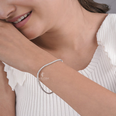 Classic Round Lab Grown Diamond Tennis Bracelet in White Gold, Elegant Everyday Luxury Jewelry