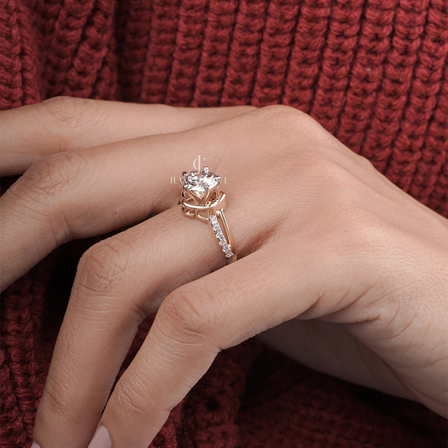 1.50 Carat Round Moissanite Diamond Solitaire Lizzie Ring