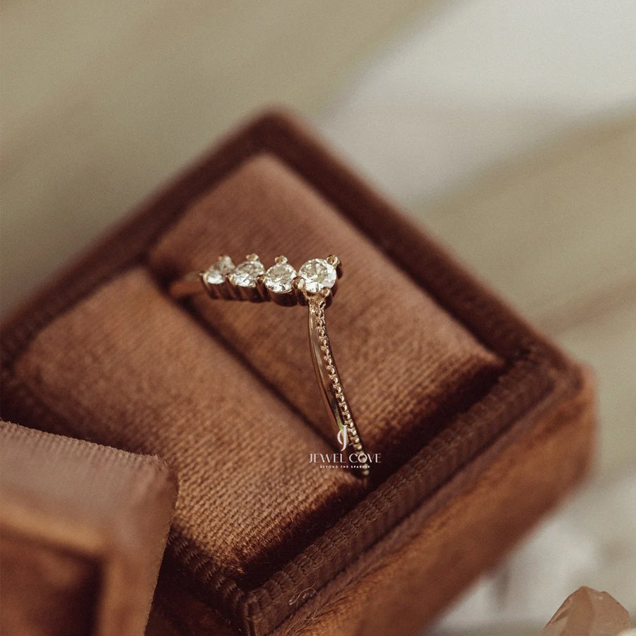 V Band Round vintage Bridal Ring Set Band | IGI Certified | Lab Grown