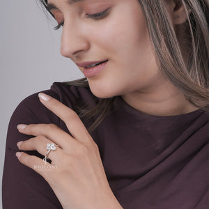 Pear & Round Side Stones Solitaire Ring | Moissanite | 14K White Gold Eternity Ring | IGI Certified