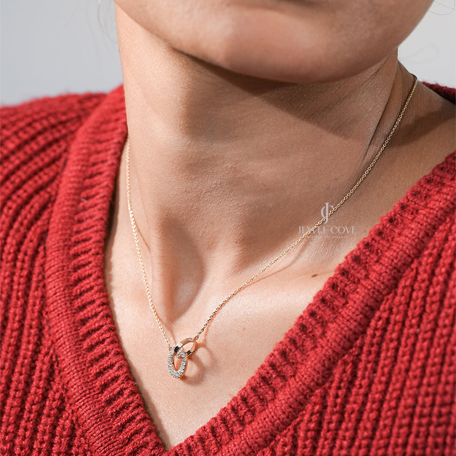 Open Circle Necklace With Chain Necklace | IGI Certified | E-F Color | VVS- VS Clarity