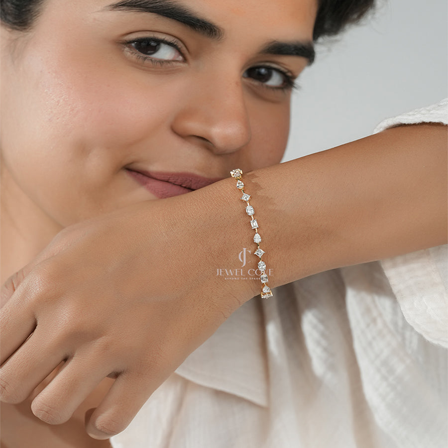 Delicate Gold Bracelet with Round and Princess Cut Diamonds