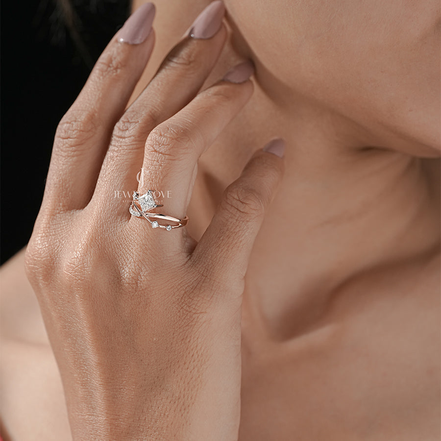 0.80 CT Princess Cross Round Moissanite Diamond Brilliance Engagement Ring