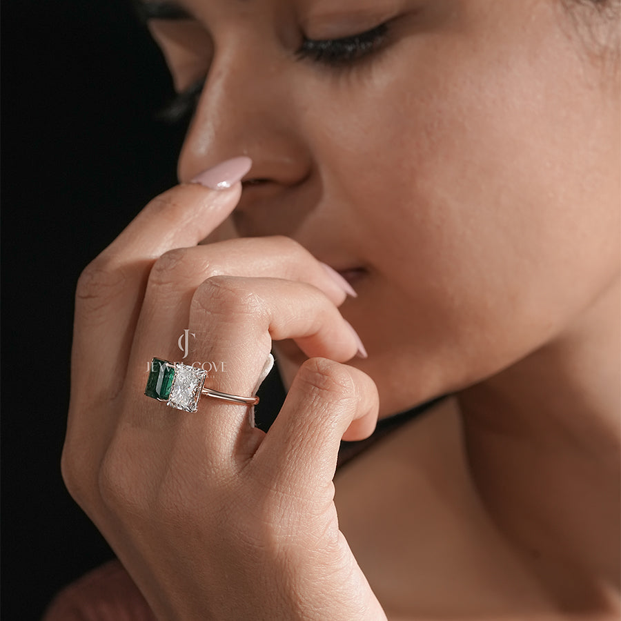 Two Stone Emerald Solitaire Moissanite With Green Stone Ring | IGI Certified | E-F Color | VVS- VS Clarity