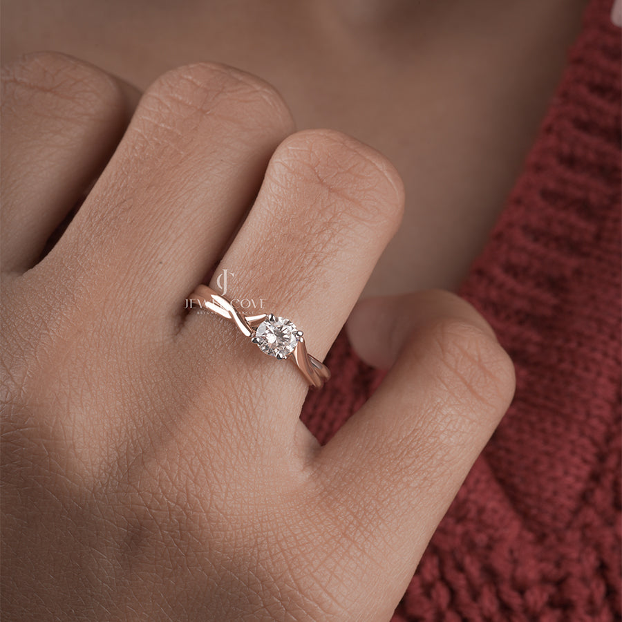 0.75tcw Round Lab Diamond Engagement Ring | Infinity Twist Band | IGI Certified | E-F Color | VVS/VS Clarity