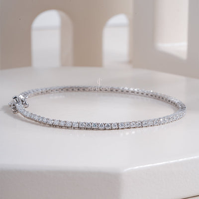 Classic Round Moissanite Diamond Tennis Bracelet in White Gold, Elegant Everyday Luxury Jewelry