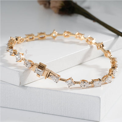 Delicate Gold Bracelet with Round and Princess Cut Diamonds
