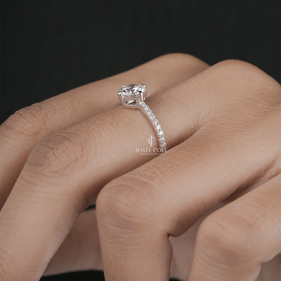 Round Brilliant Cut Diamond Engagement Ring for Women in White Gold
