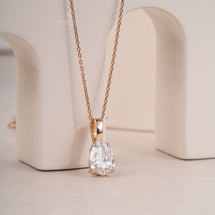 1.5ct Pear Solitaire Lab Grown Diamond Pendant in Yellow Gold | IGI Certified