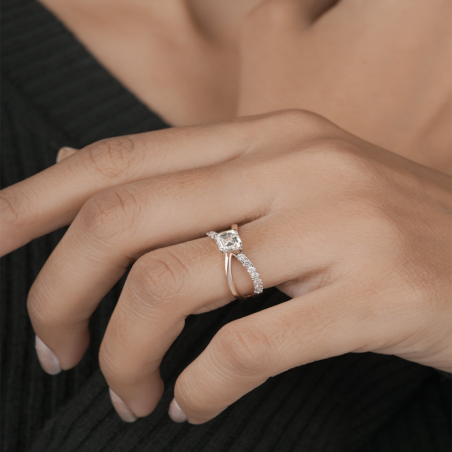 Emerald Square Criss Cross Lab Grown Ring | IGI Certified | E-F Color | VVS- VS Clarity