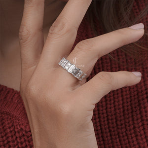 Round And Baguette Moissanite Wedding Band | IGI Certified | E-F Color | VVS/VS Clarity