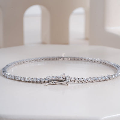 Classic Round Lab Grown Diamond Tennis Bracelet in White Gold, Elegant Everyday Luxury Jewelry