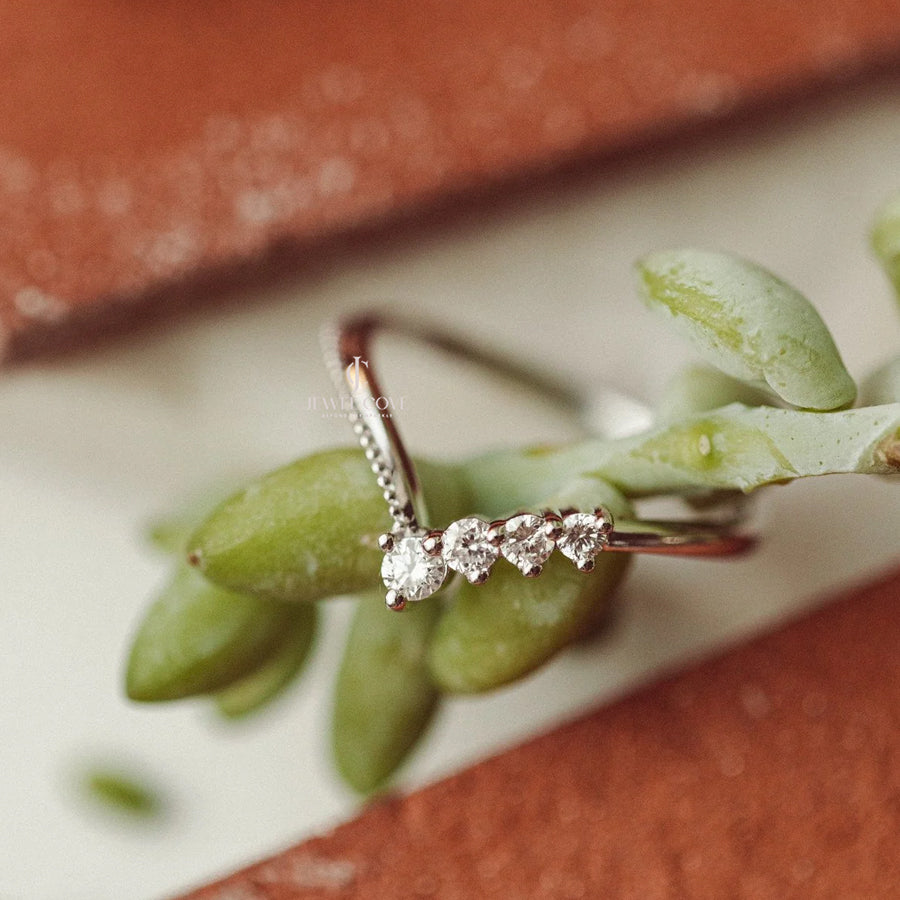 V Band Round vintage Bridal Ring Set Band | IGI Certified | Lab Grown