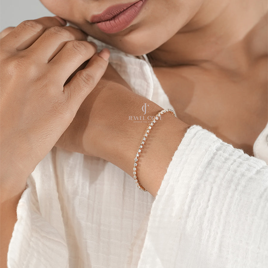 Delicate Gold Bracelet with Round and Princess Cut Diamonds