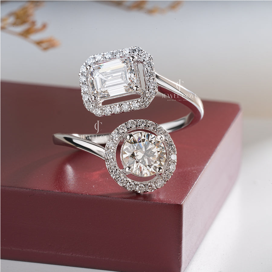 2.50 Carat Emerald And Round Diamond Lustrous Open Gap Ring