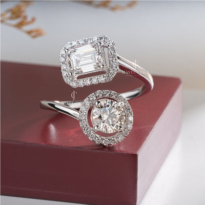 2.50 Carat Emerald And Round Diamond Lustrous Open Gap Ring