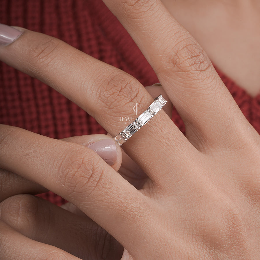 Emerald Moissanite Diamond Samorn Full Eternity Band