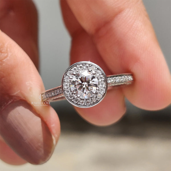 Bezel Halo Engagement Ring with Round Diamond | Lab Grown Diamonds | IGI Certified